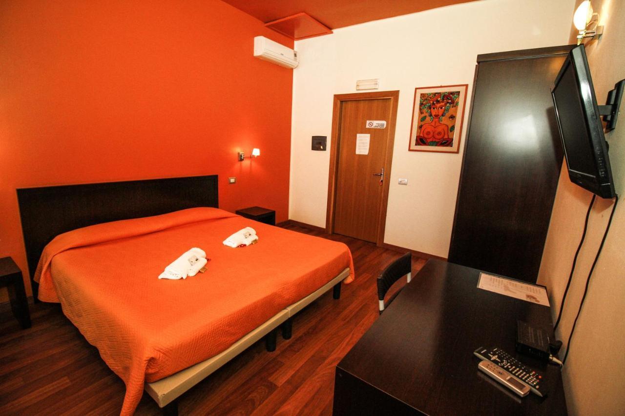 Hotel I Colori SantʼAntìoco Kültér fotó