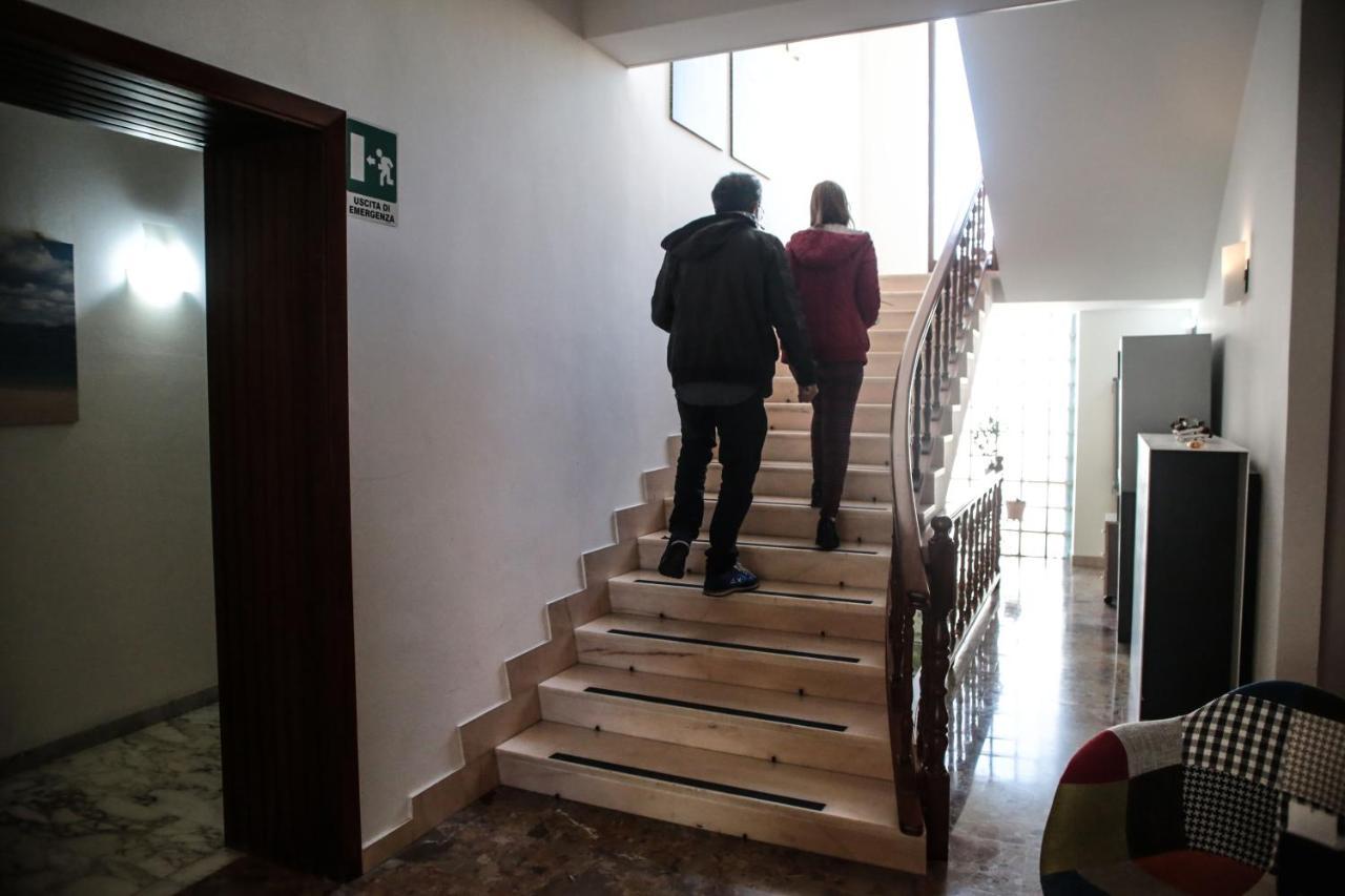 Hotel I Colori SantʼAntìoco Kültér fotó