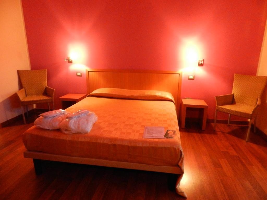 Hotel I Colori SantʼAntìoco Kültér fotó